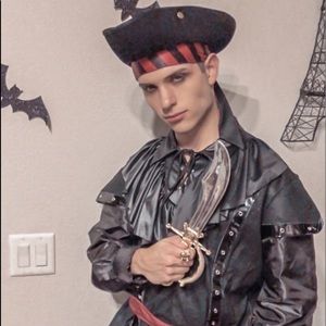 SECOND SET - Men Pirate Costume Set + Accessories Medium/Large